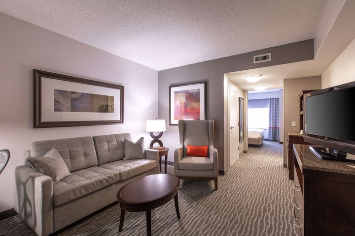 Room 32 of 59