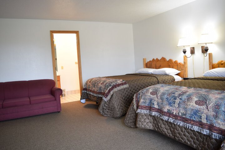 Room 17 of 40