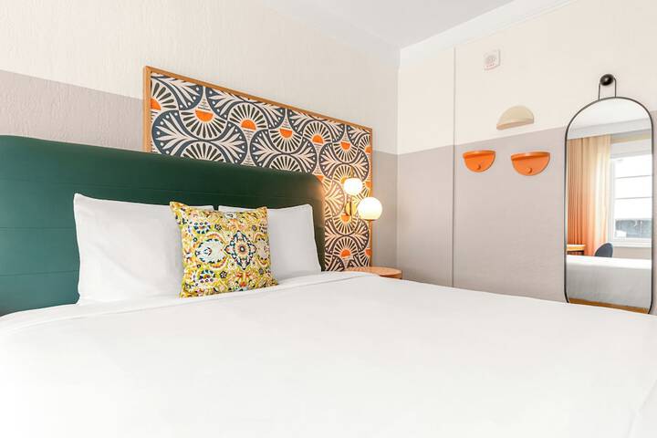 Room 48 of 52