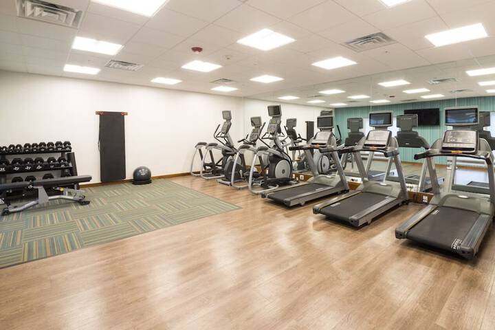 Holiday Inn Express Hotel & Suites Auburn by IHG