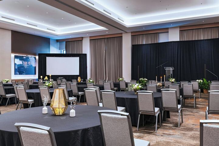 AC Hotel by Marriott Waco Downtown