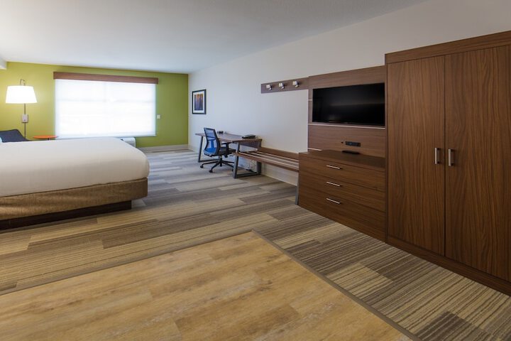 Room 25 of 67