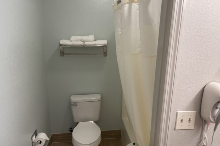 Loyalty Inn Hawkinsville