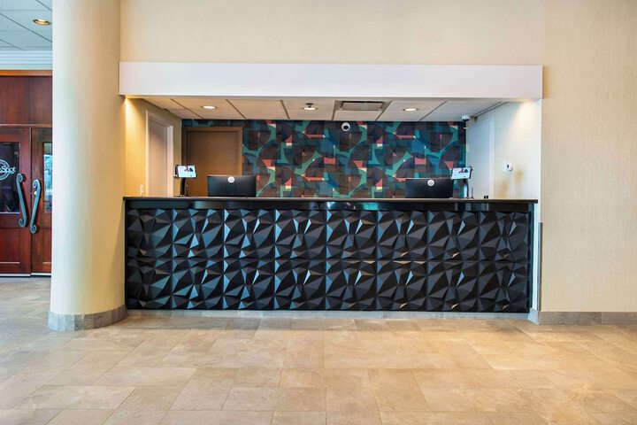 Hotel Interior 10 of 39