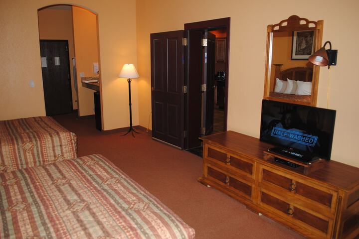 Room 26 of 34