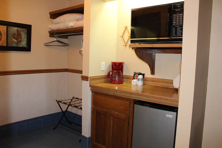 Room 47 of 119