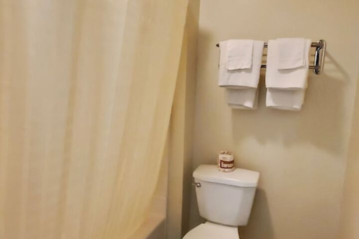 Room 47 of 154