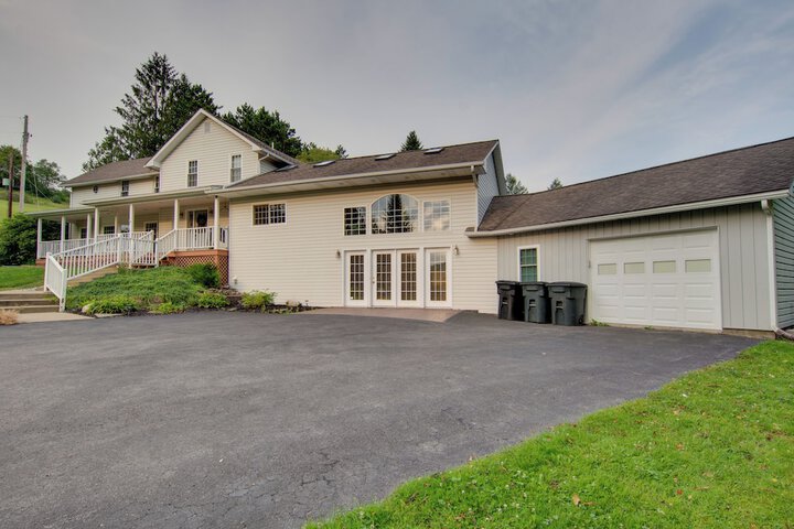Sauna Spa & Stargazing: Coudersport Home!