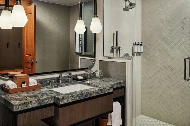 The Hythe a Luxury Collection Resort, Vail
