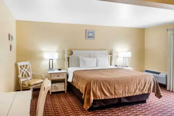 Quality Inn & Suites Capitola by the Sea