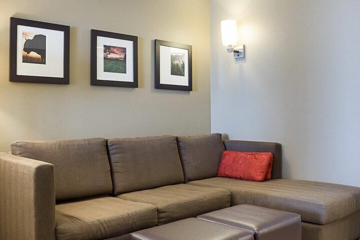 Comfort Suites Fargo Medical Center
