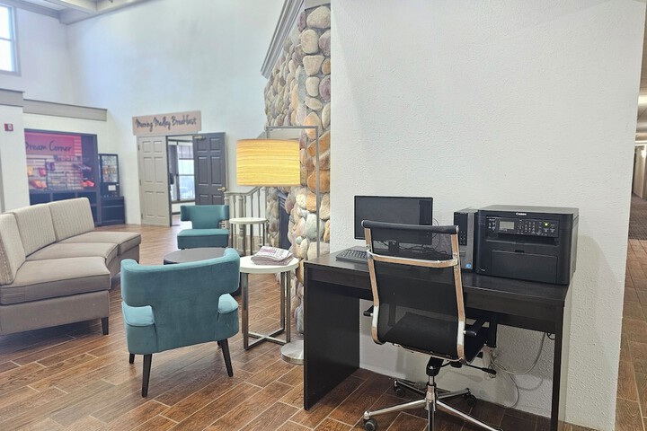 Sleep Inn & Suites near Spirit Mountain