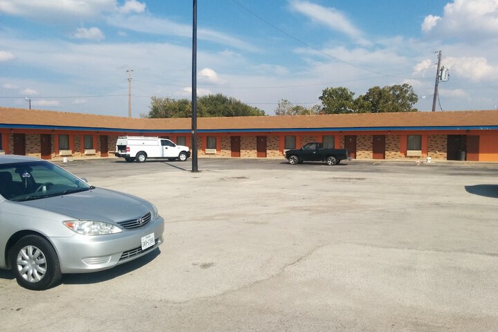 Property Grounds 18 of 20