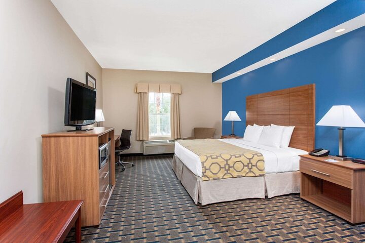 Room 17 of 20