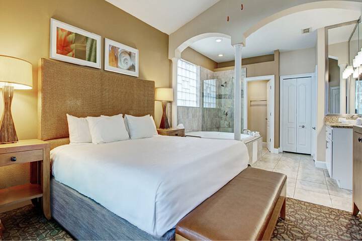 Summer Bay Orlando MOD Collection by Sonesta