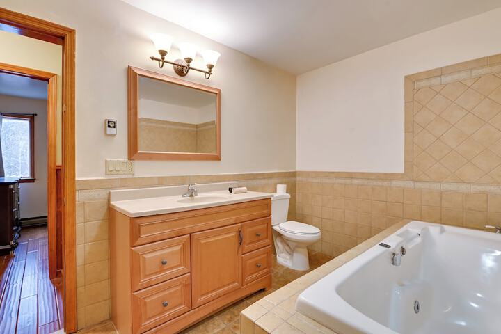 1 Mi to Hunter Mtn Skiing: Family-friendly Stay!