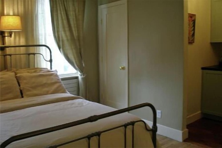 Room 158 of 238