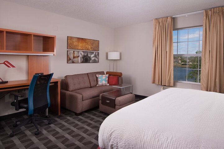 Room 20 of 29