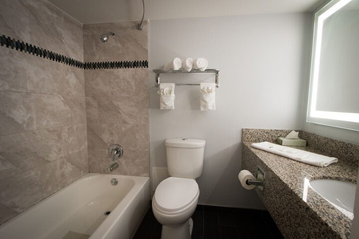 Room 45 of 120