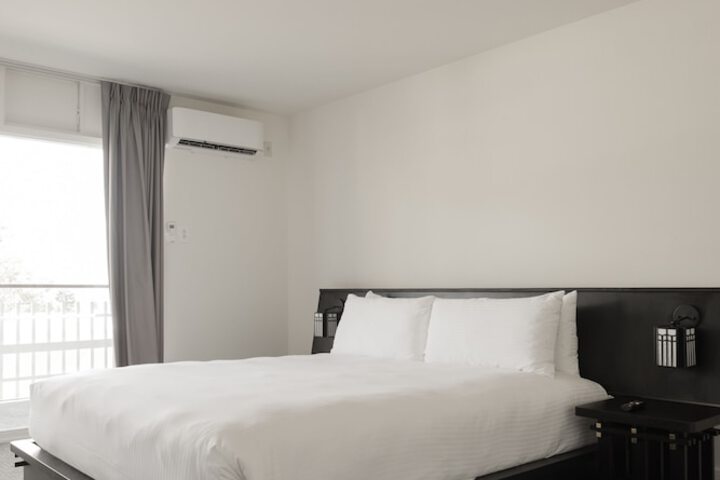 Room 21 of 45