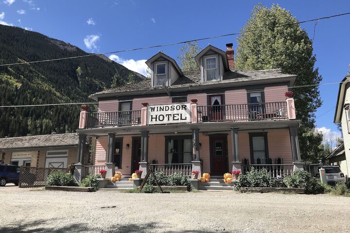 Hotel 5 of 79