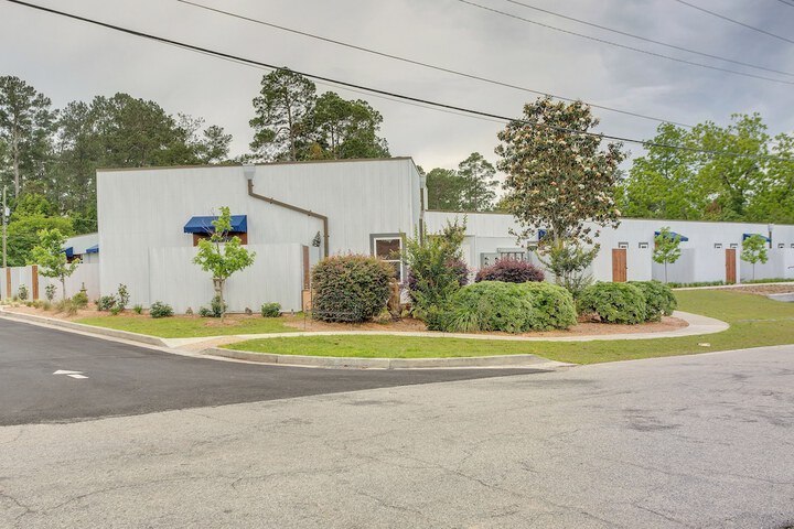 Wfh-friendly Condo Rental in Nashville Georgia!
