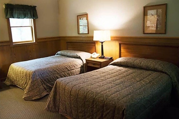 Room 14 of 32
