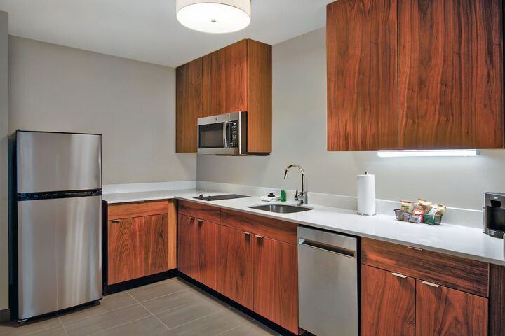 Residence Inn by Marriott Orlando Flamingo Crossing / Western Entrance