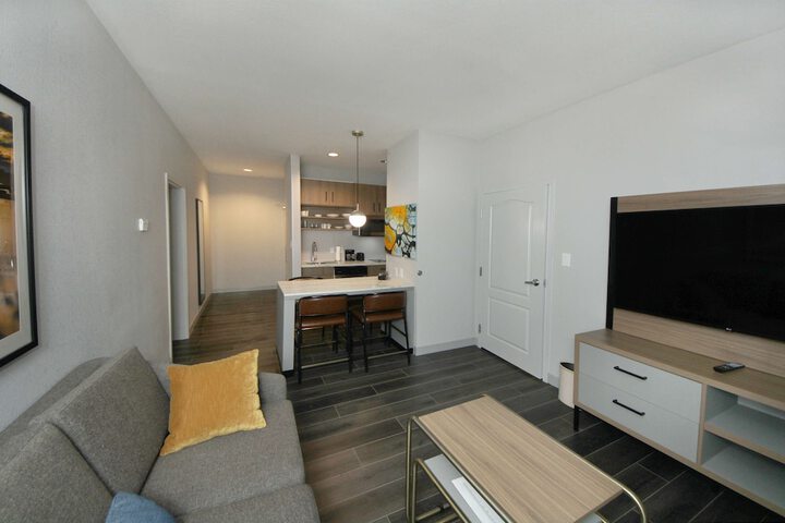 Room 16 of 34