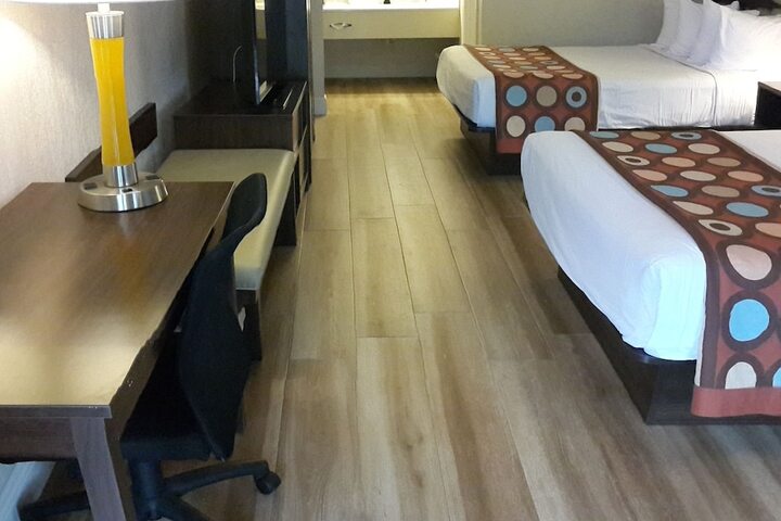 Room 46 of 77