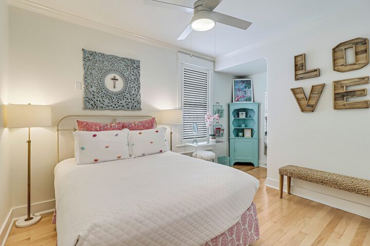 Room 15 of 52