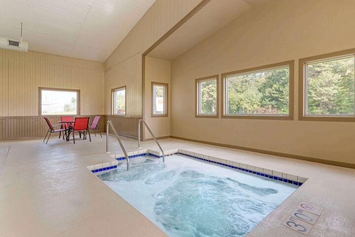 Pool 4 of 39