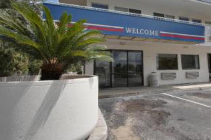 Hotel 3 of 32