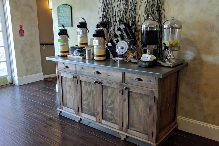 Breakfast/Coffee Service 78 of 91