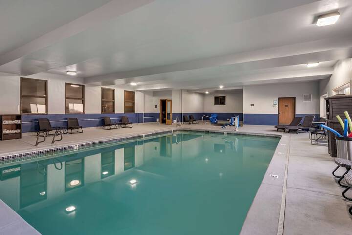Pool 5 of 67