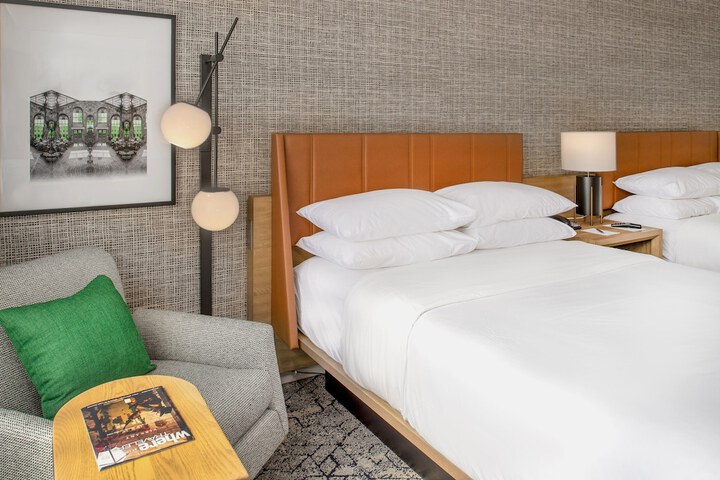 Sheraton Westport Plaza Hotel St. Louis