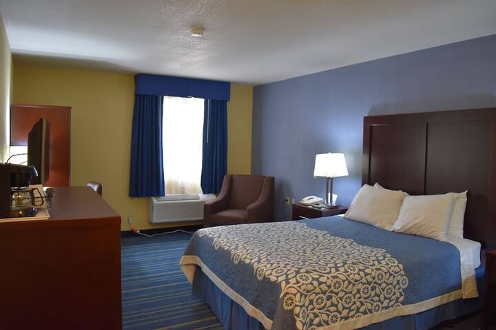 Room 26 of 60