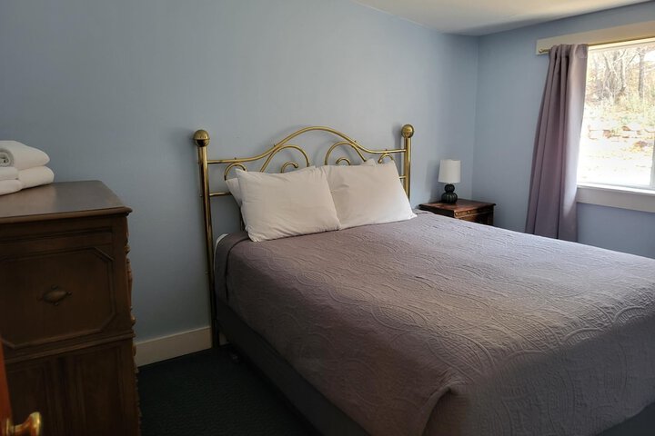 Room 73 of 86