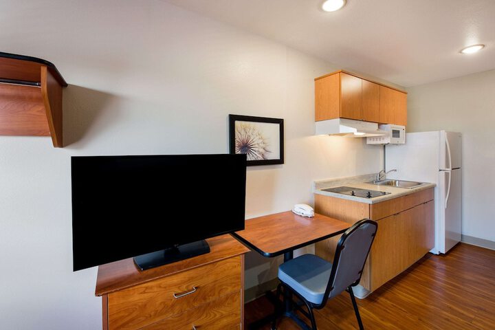 Room 20 of 37