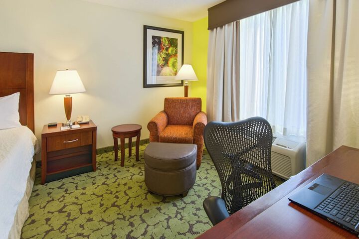 Room 13 of 35