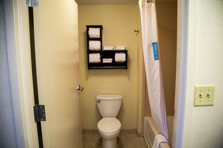 Room 47 of 89