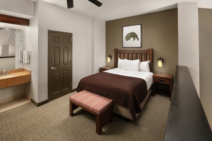 Room 16 of 62