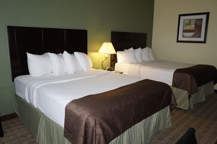 Room 18 of 32