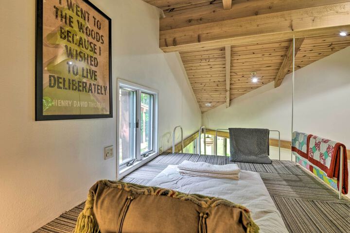 Tree-lined Robbinsville Studio Near Trails!