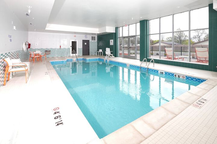 Holiday Inn Hotels and Suites Mount Pleasant by IHG