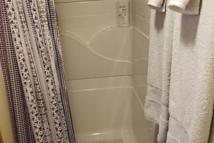 Room 15 of 52