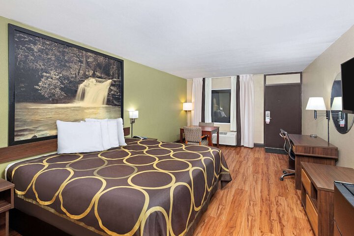 Room 21 of 26