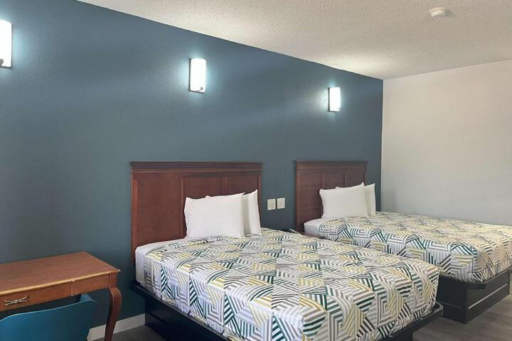 Motel 6 Cleveland MS – Delta State University