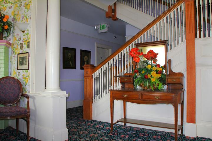 Hotel Interior 39 of 113