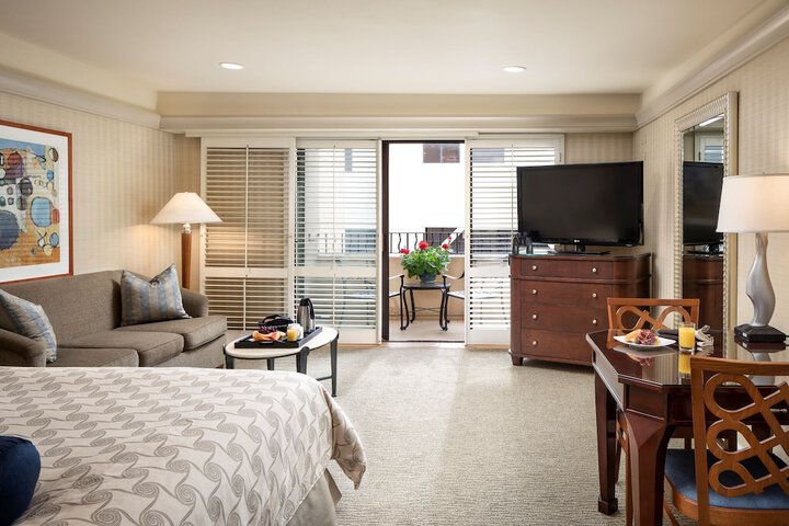 Room 25 of 44
